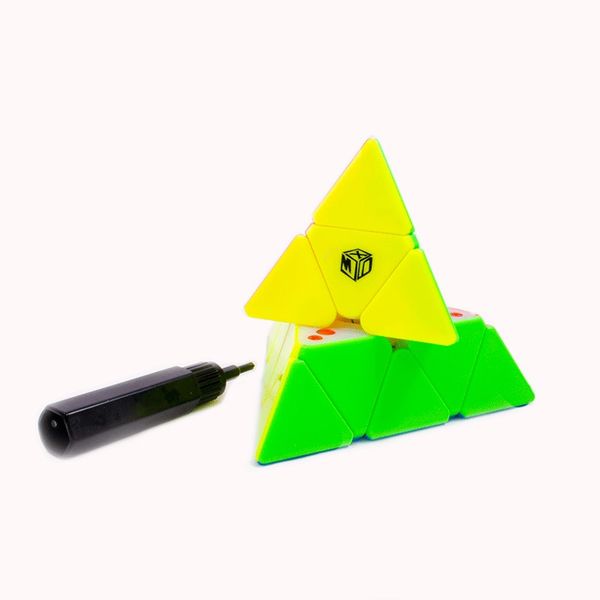 QiYi Pyraminx X-Man Bell V2 Magnetic stickerless | Пирамидка магнитная QYLT202 фото