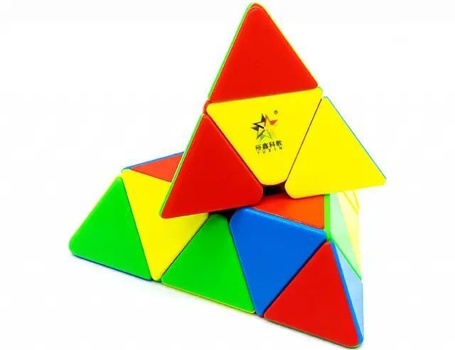 Пірамідка Yuxin Little Magic Pyraminx M 3x3 stickerless YX1518M фото